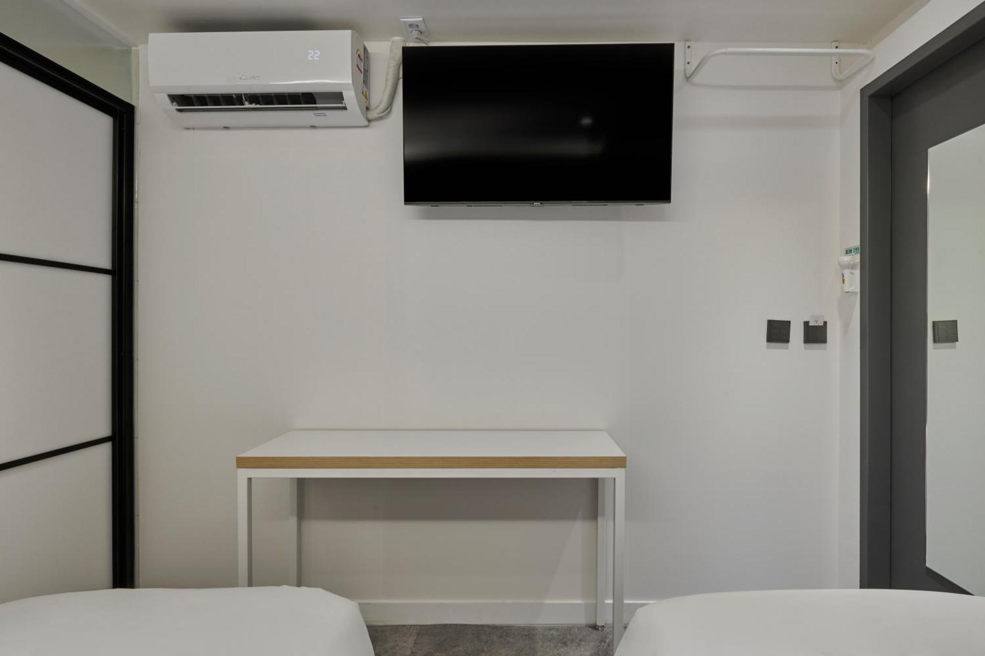 Eight Rest Hostel Myeongdong Seoul Ngoại thất bức ảnh