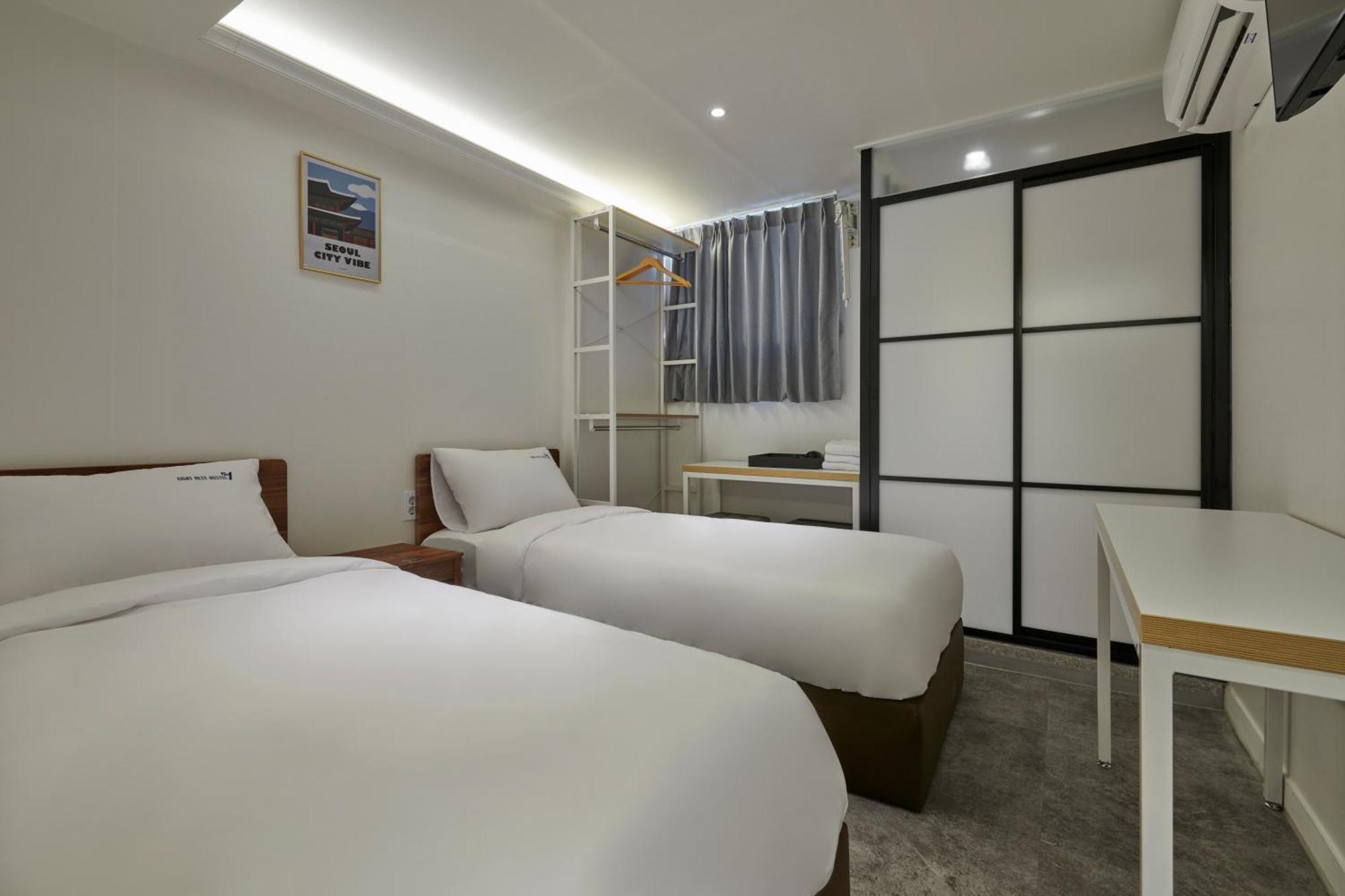 Eight Rest Hostel Myeongdong Seoul Ngoại thất bức ảnh