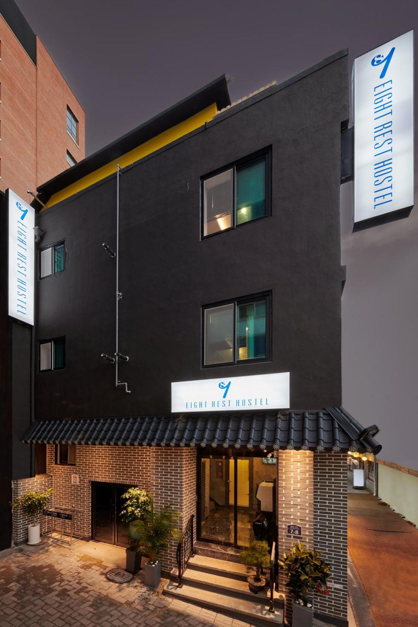 Eight Rest Hostel Myeongdong Seoul Ngoại thất bức ảnh