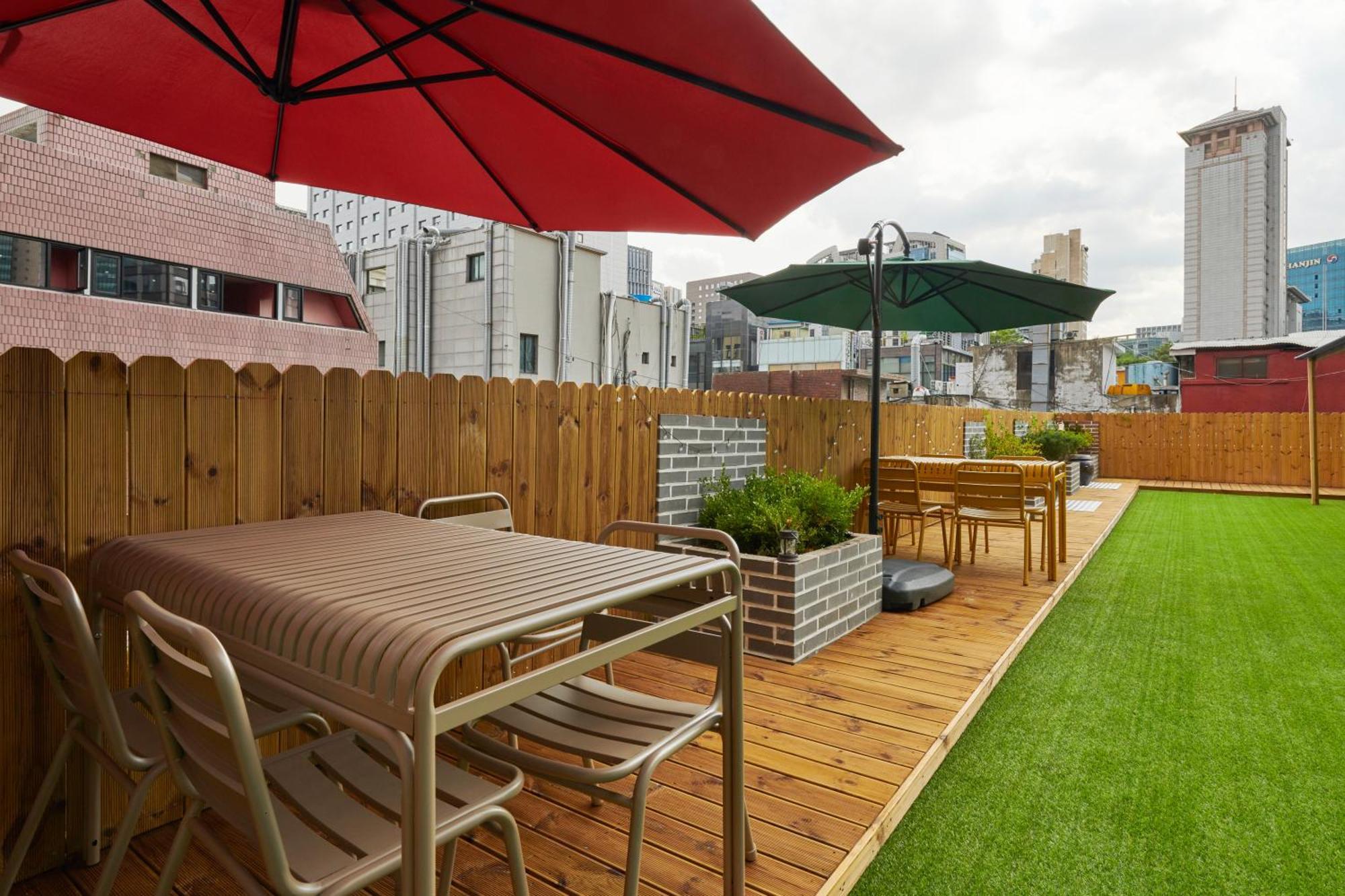 Eight Rest Hostel Myeongdong Seoul Ngoại thất bức ảnh